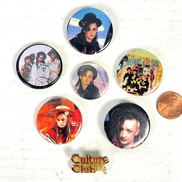 Boy George Culture Club Greatest Hits CD + 8 Vintage Buttons Enamel Pin Bundle - Picture 3 of 10